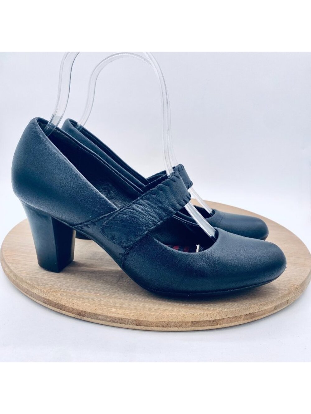 Camper Shoes Womens 7.5 Black Leather Mary Jane Heels Pumps